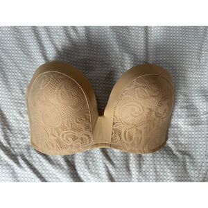 Women's Beige Lace Strapless Bra 40DD